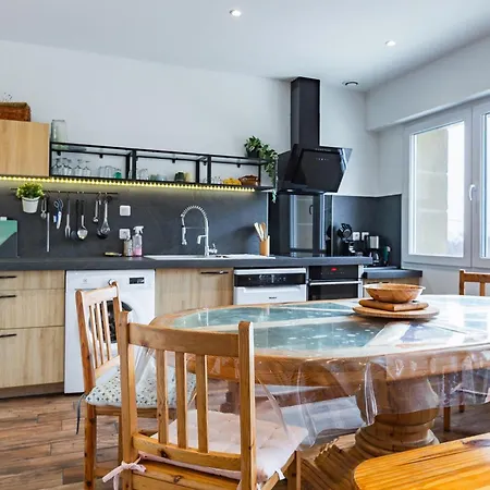 5 Chambres-5 Salles De Bains *