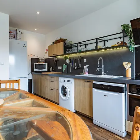 5 Chambres-5 Salles De Bains *
