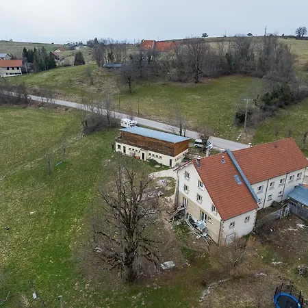 Casa rural 5 Chambres-5 Salles De Bains Presles (Isere)